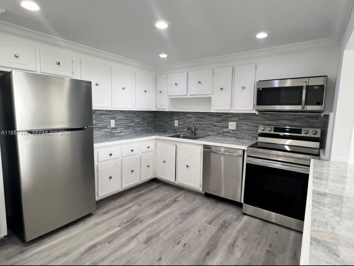 13499 Biscayne Blvd # 1205, North Miami, FL 33181 — zdjęcie 2