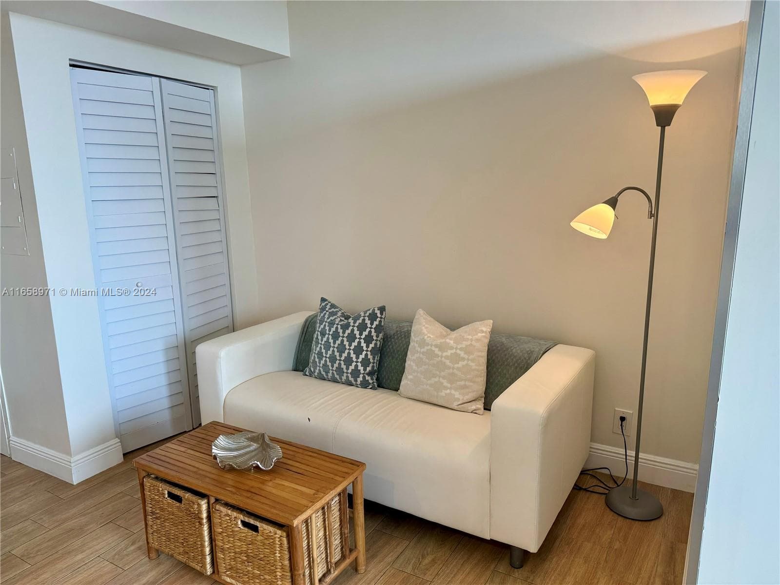 1720 Harrison St # 15F, Hollywood, FL 33020 — zdjęcie 5