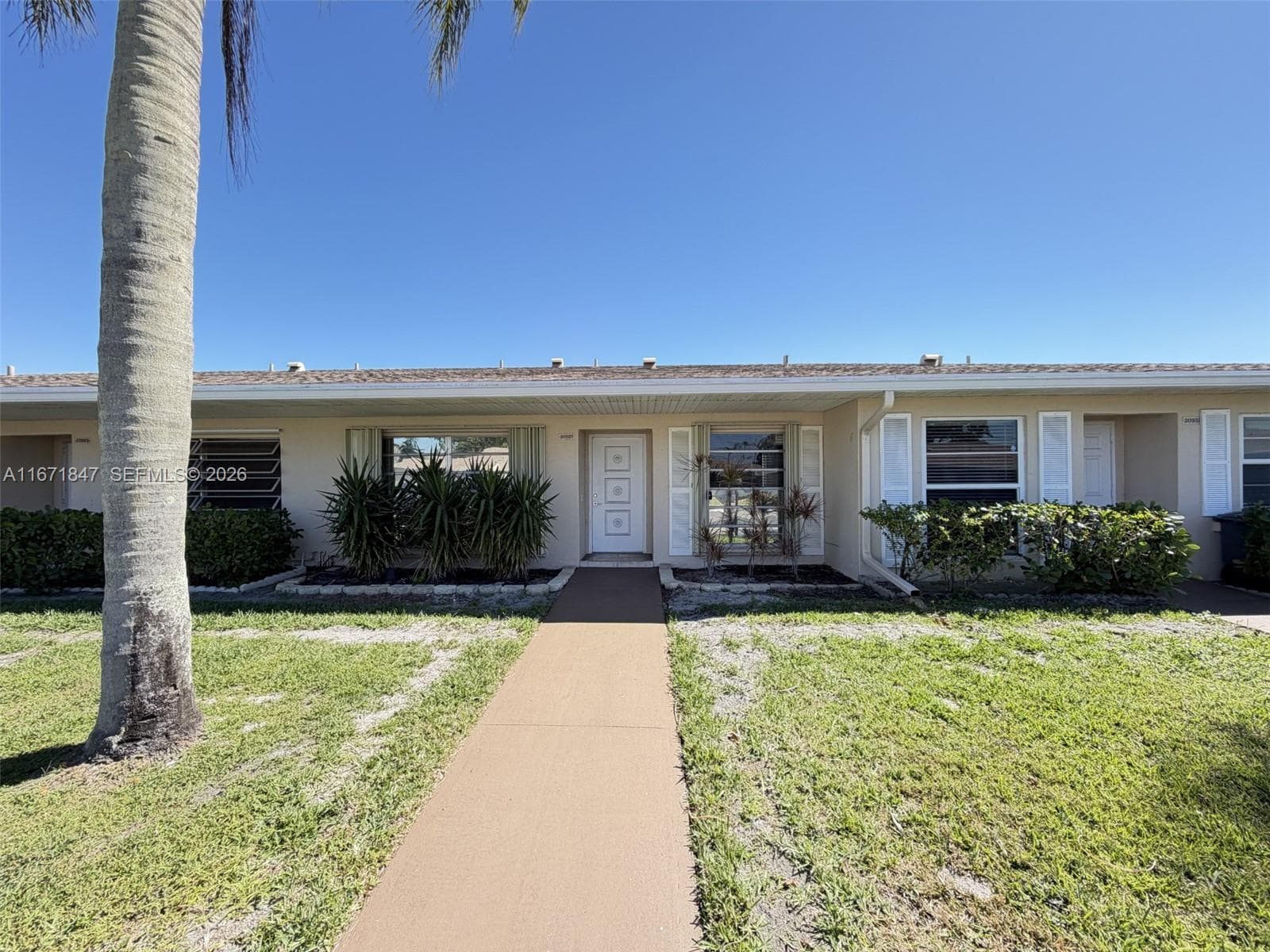 20927 Sedgewick Dr, Boca Raton, FL 33433