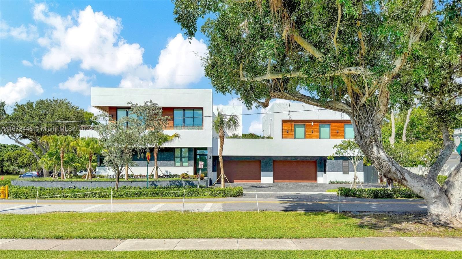9860 NE 5th Avenue Rd, Miami Shores, FL 33138 — zdjęcie 4