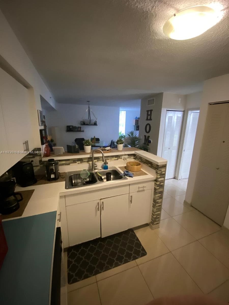 4440 NW 107th Ave # 101-7, Doral, FL 33178 — zdjęcie 2