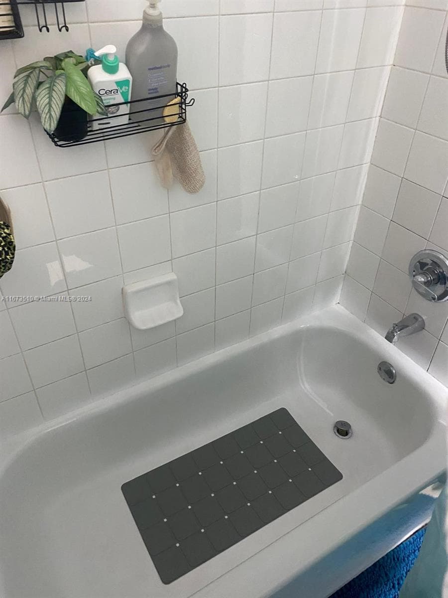 4440 NW 107th Ave # 101-7, Doral, FL 33178 — zdjęcie 5