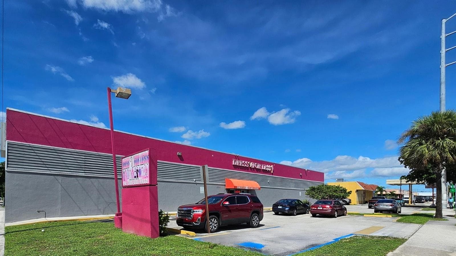 12208 NW 7th Avenue, North Miami, FL 33168 — zdjęcie 2