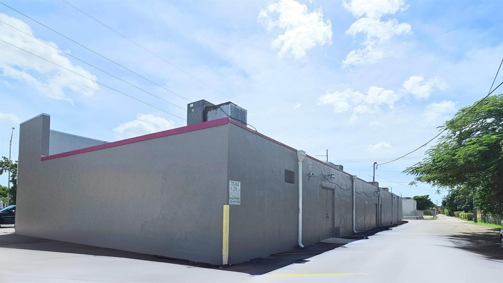 12208 NW 7th Avenue, North Miami, FL 33168 — zdjęcie 4