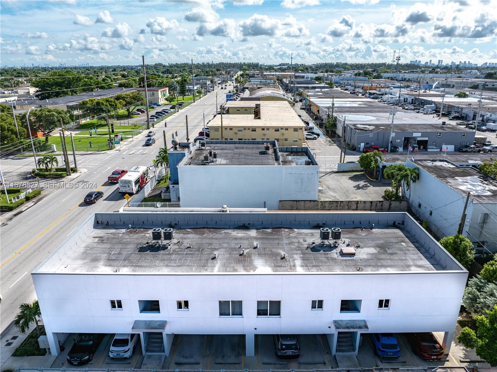 620 W 29th St, Hialeah, FL 33012 — zdjęcie 3