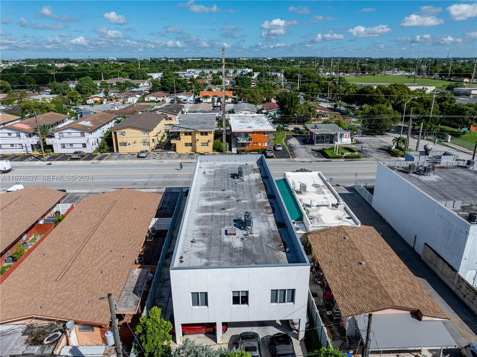 620 W 29th St, Hialeah, FL 33012 — zdjęcie 5