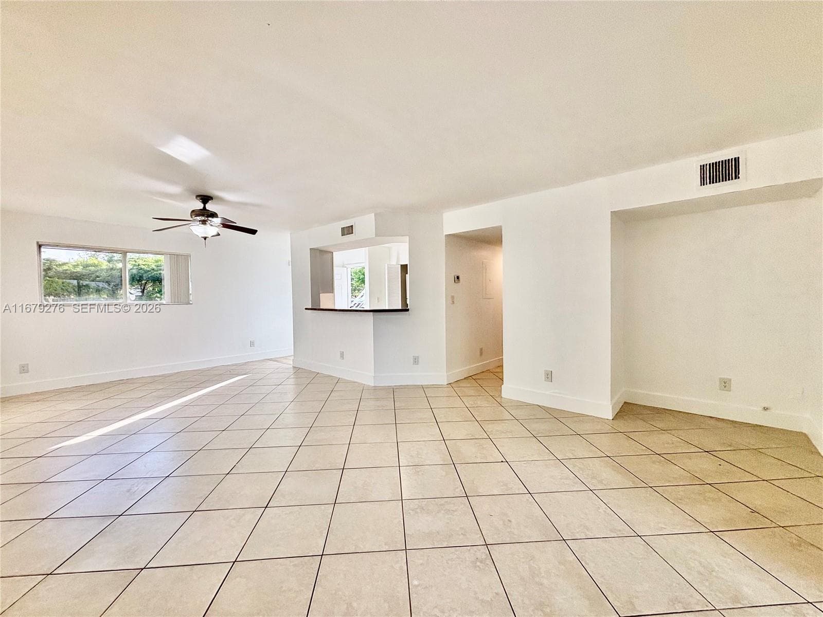 3405 NW 44th St # 104, Oakland Park, FL 33309
