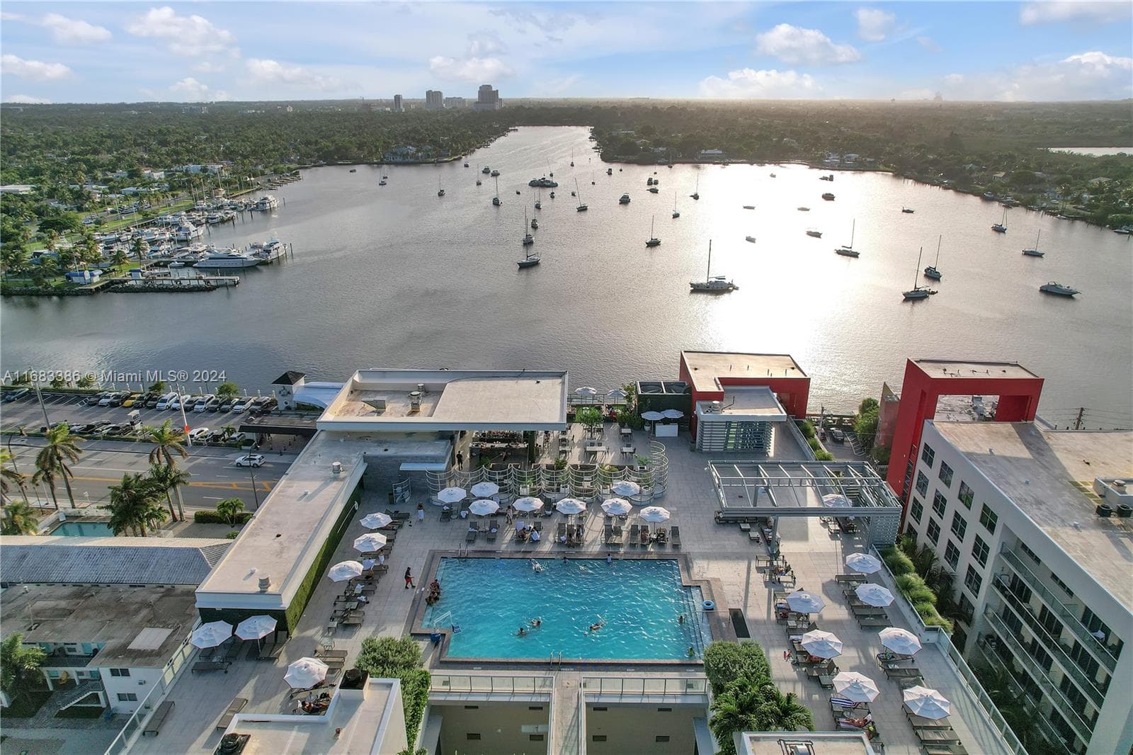 777 N Ocean Dr # S316, Hollywood, FL 33019