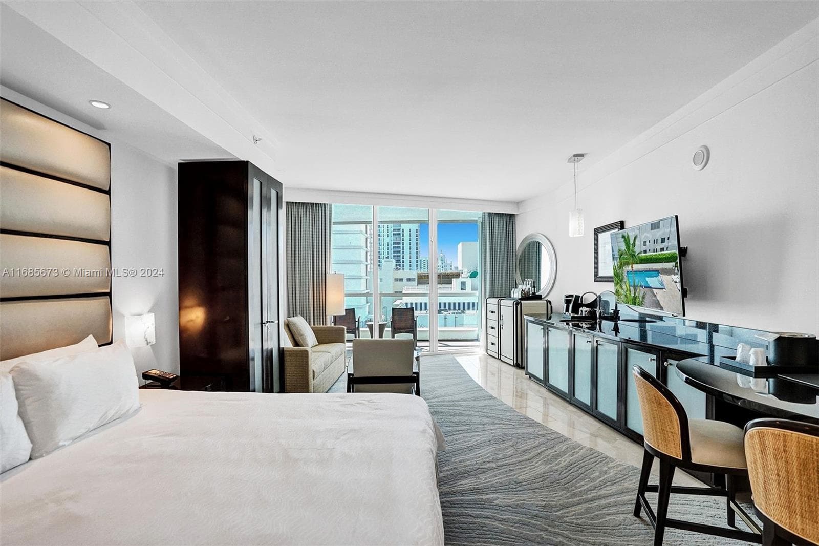 4391 Collins Ave # 915, Miami Beach, FL 33140 — zdjęcie 2