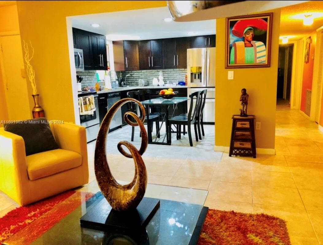 740 NE 199th St # 206G, Miami, FL 33179 — zdjęcie 3