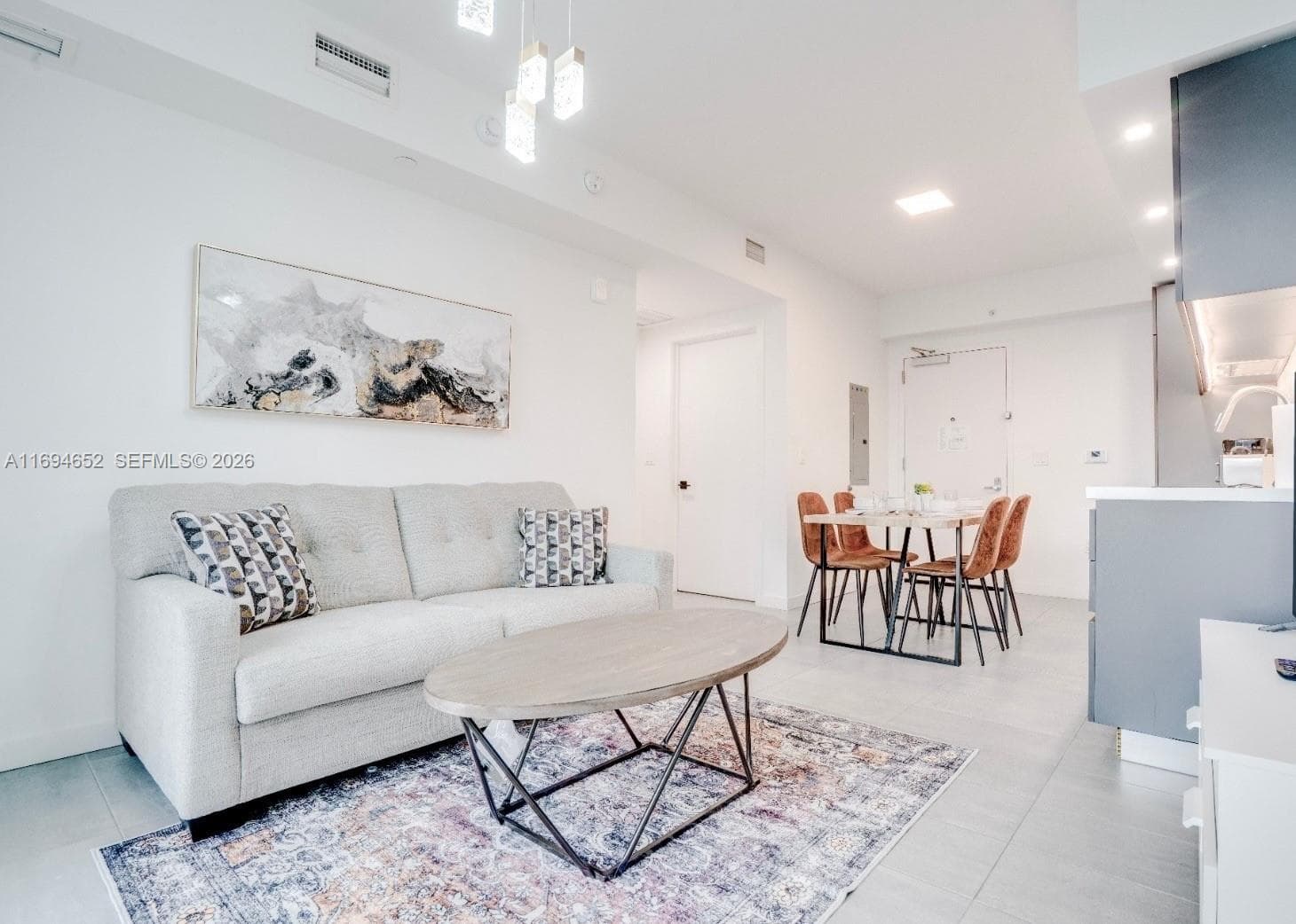 227 NE 2nd St # 1705, Miami, FL 33132 — zdjęcie 5