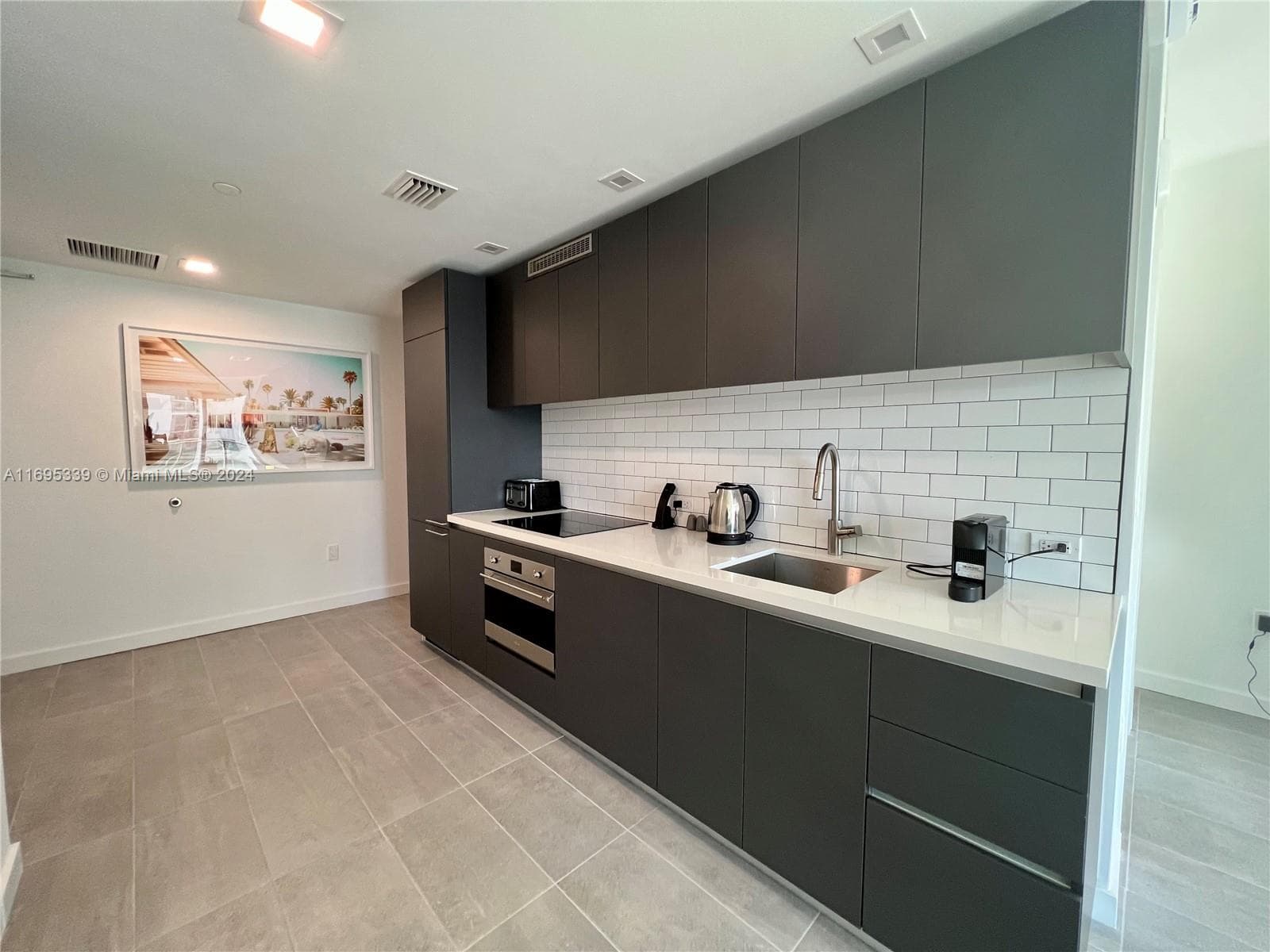 227 NE 2nd St # 2613, Miami, FL 33132 — zdjęcie 4
