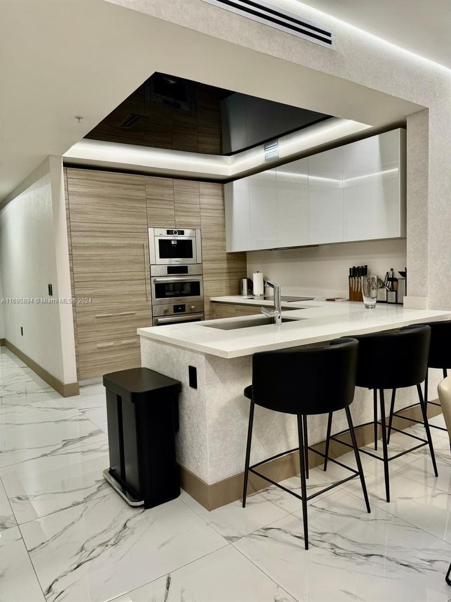 330 Sunny Isles Blvd # 5-603, Sunny Isles Beach, FL 33160 — zdjęcie 3