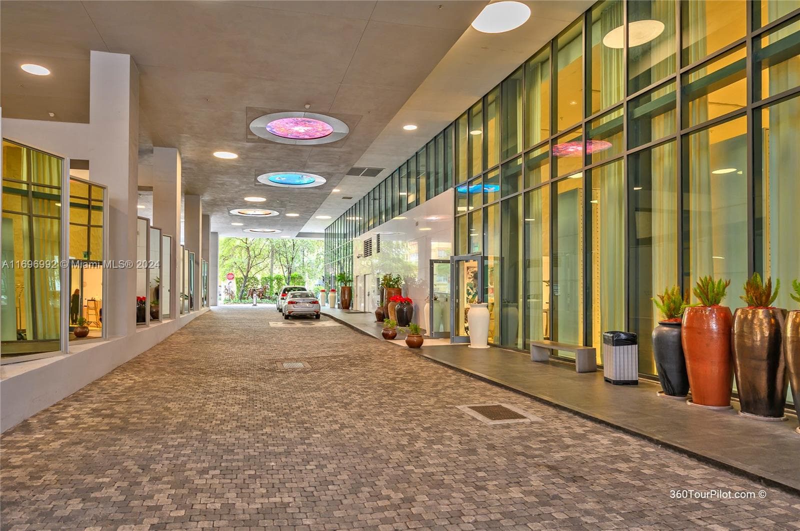 1300 S Miami Ave # 3704, Miami, FL 33130 — zdjęcie 2