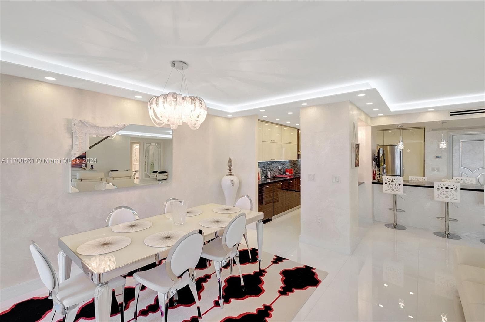 9801 W Collins Ave # 5O/complete renovated, Bal Harbour, FL 33154 — zdjęcie 4