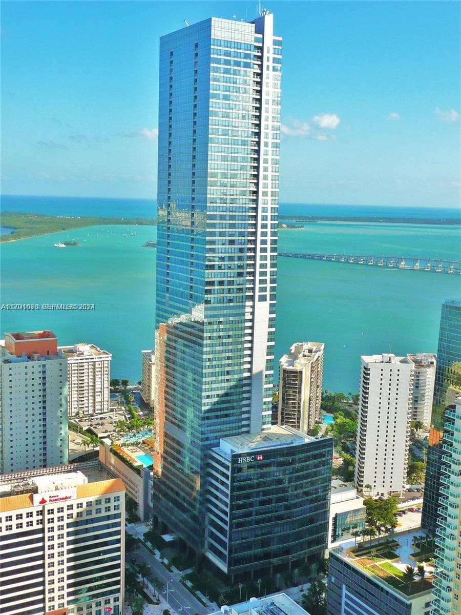 Four Seasons Residences Miami — zdjęcie 4