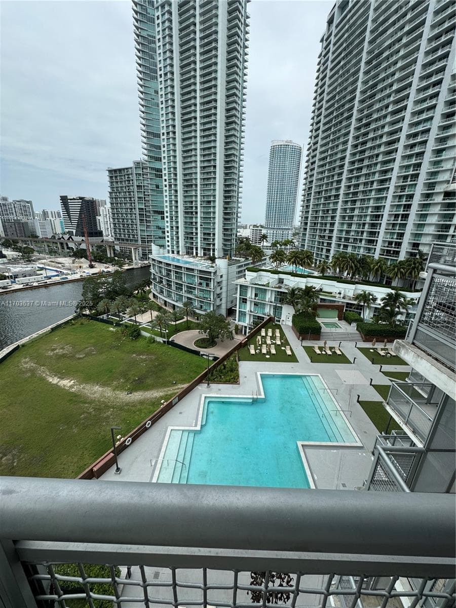 350 S Miami Ave # 1704, Miami, FL 33130 — zdjęcie 3