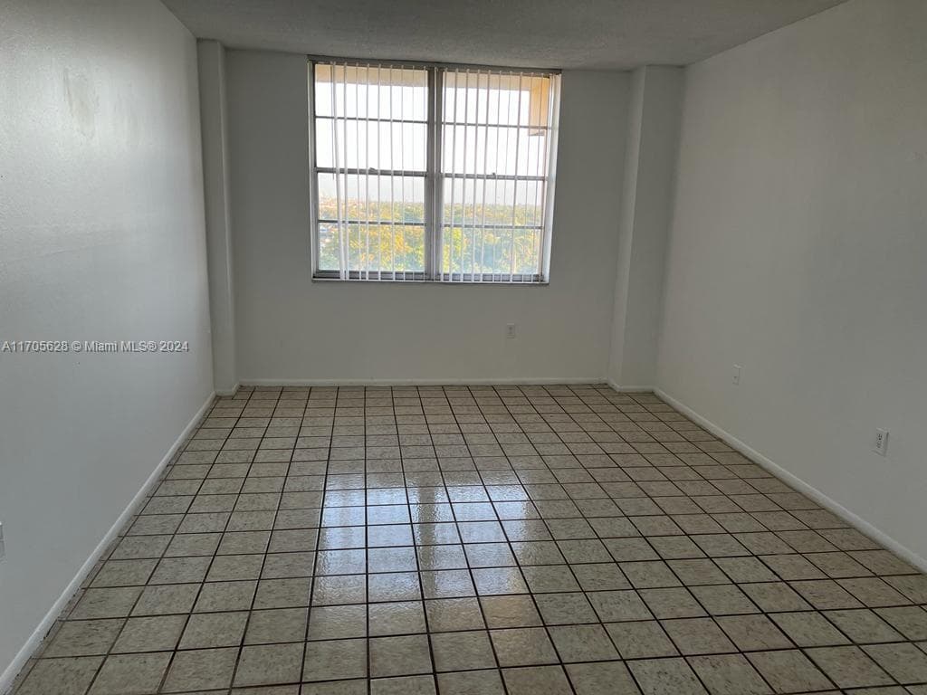 15600 NW 7th Ave # 821, Miami, FL 33169 — zdjęcie 4