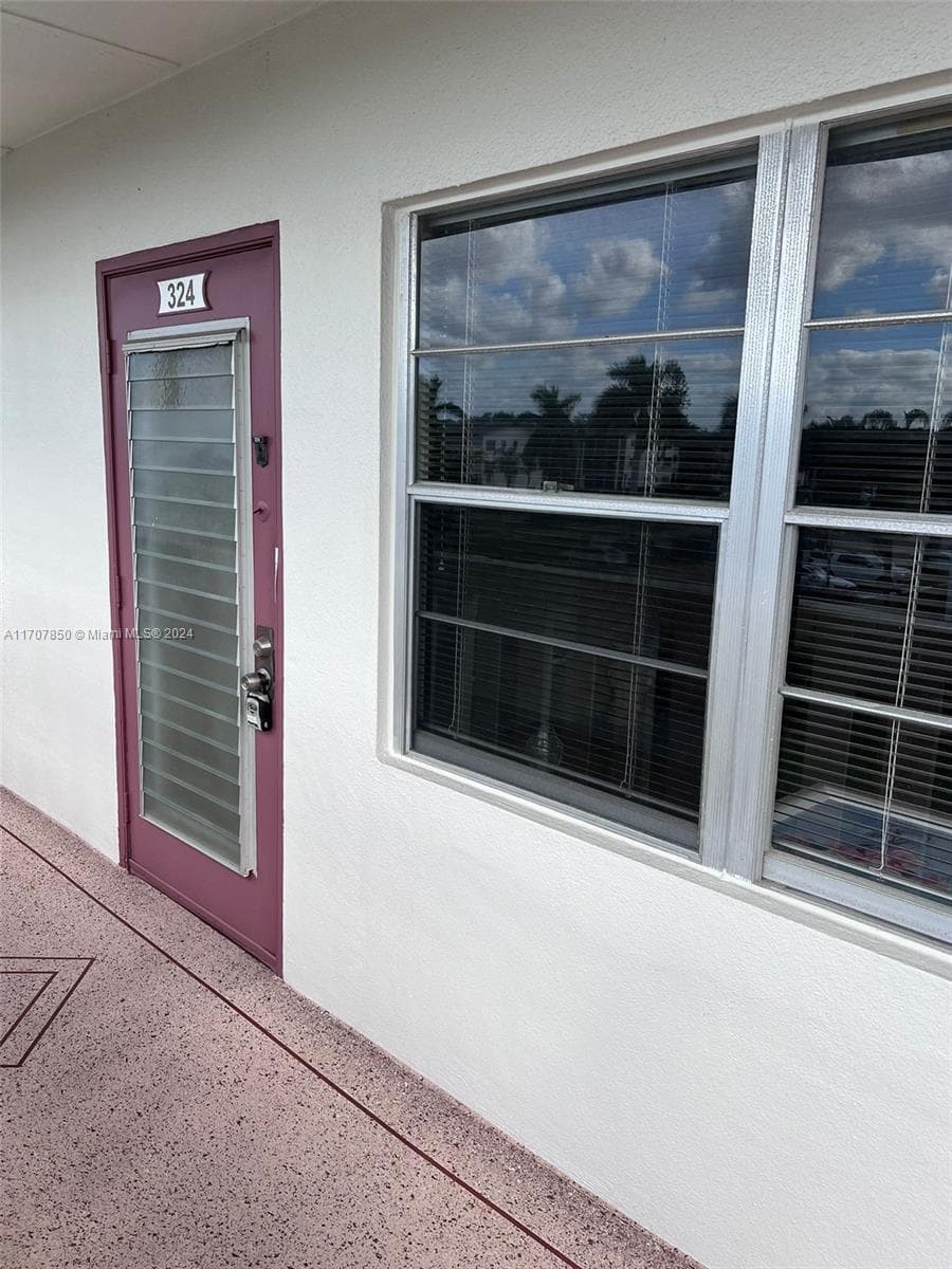 324 Fanshaw H # 324 H, Boca Raton, FL 33434