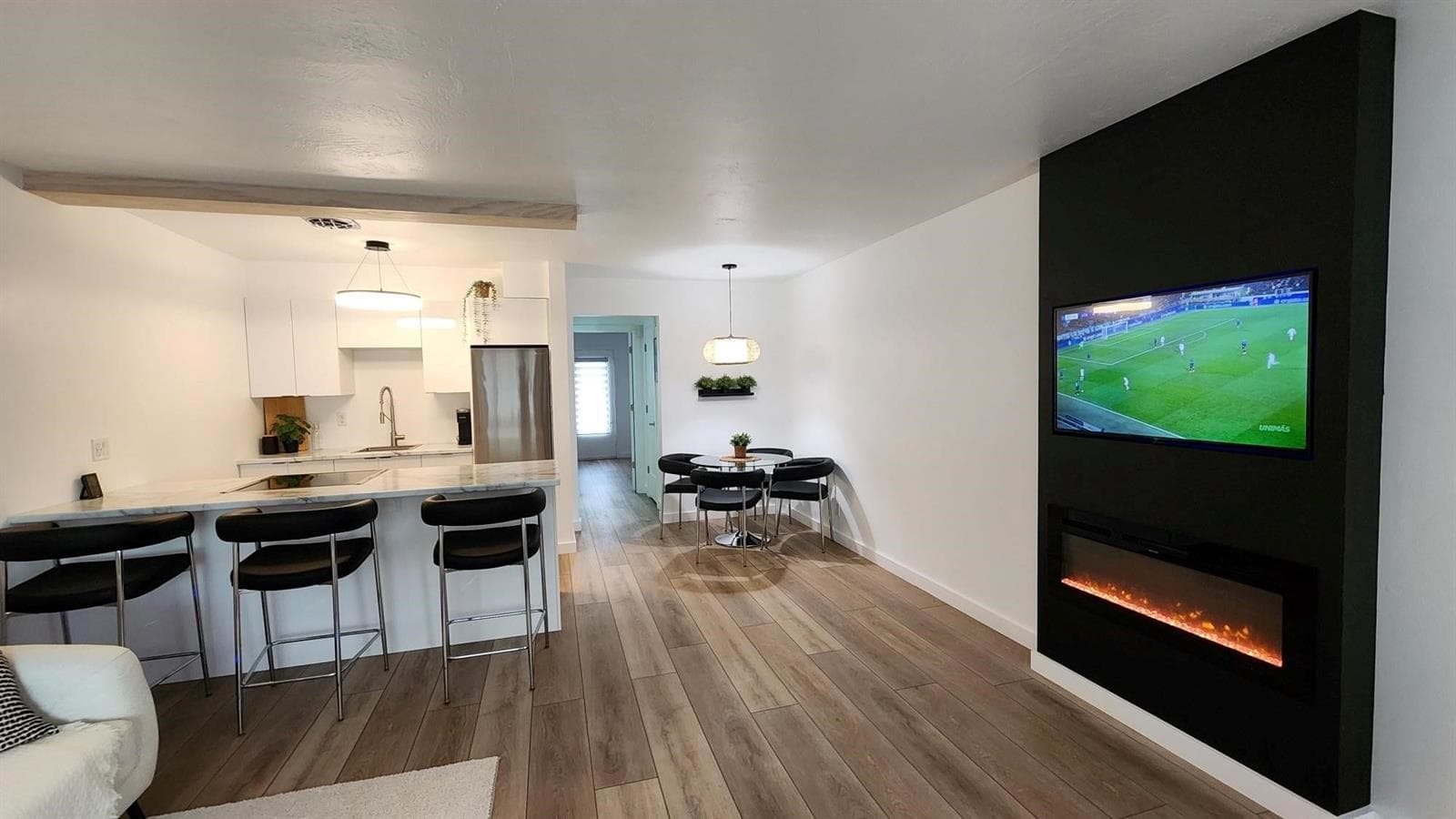 1015 SW 11th Avenue # 14K, Hallandale Beach, FL 33009 — zdjęcie 2