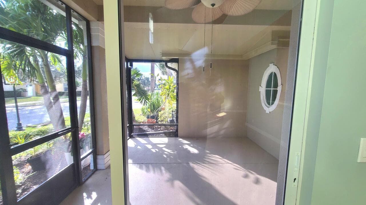 10499 SW West Park Avenue, Port St. Lucie, FL 34987 — zdjęcie 4