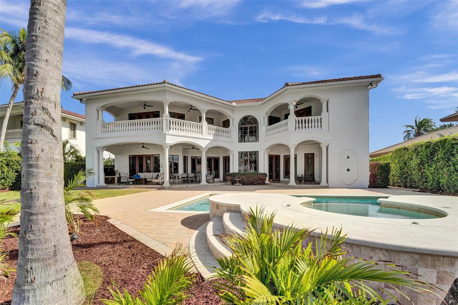 642 Palm Drive, Hallandale Beach, FL 33009 — zdjęcie 2
