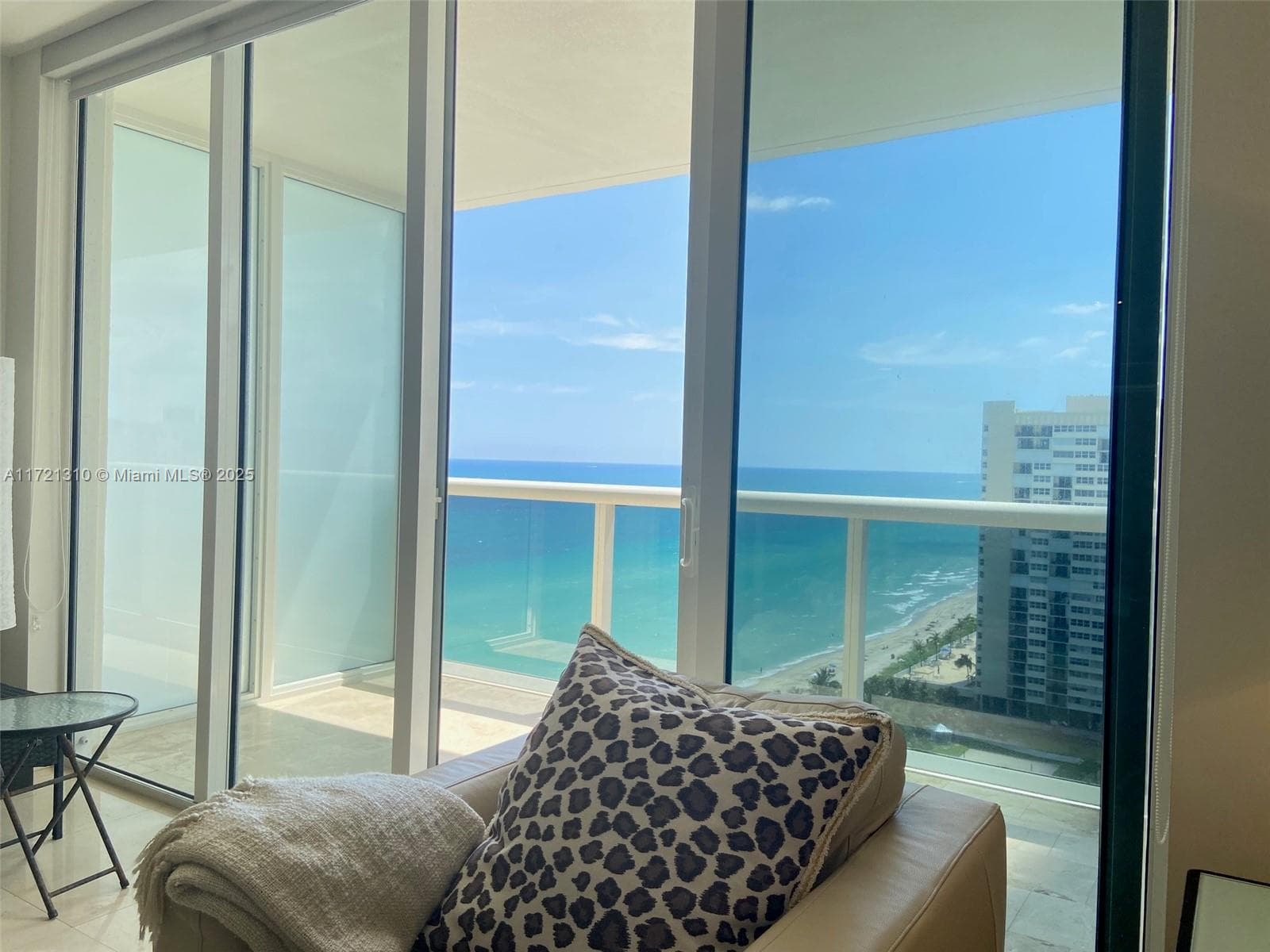 1830 S Ocean Dr # 1905, Hallandale Beach, FL 33009