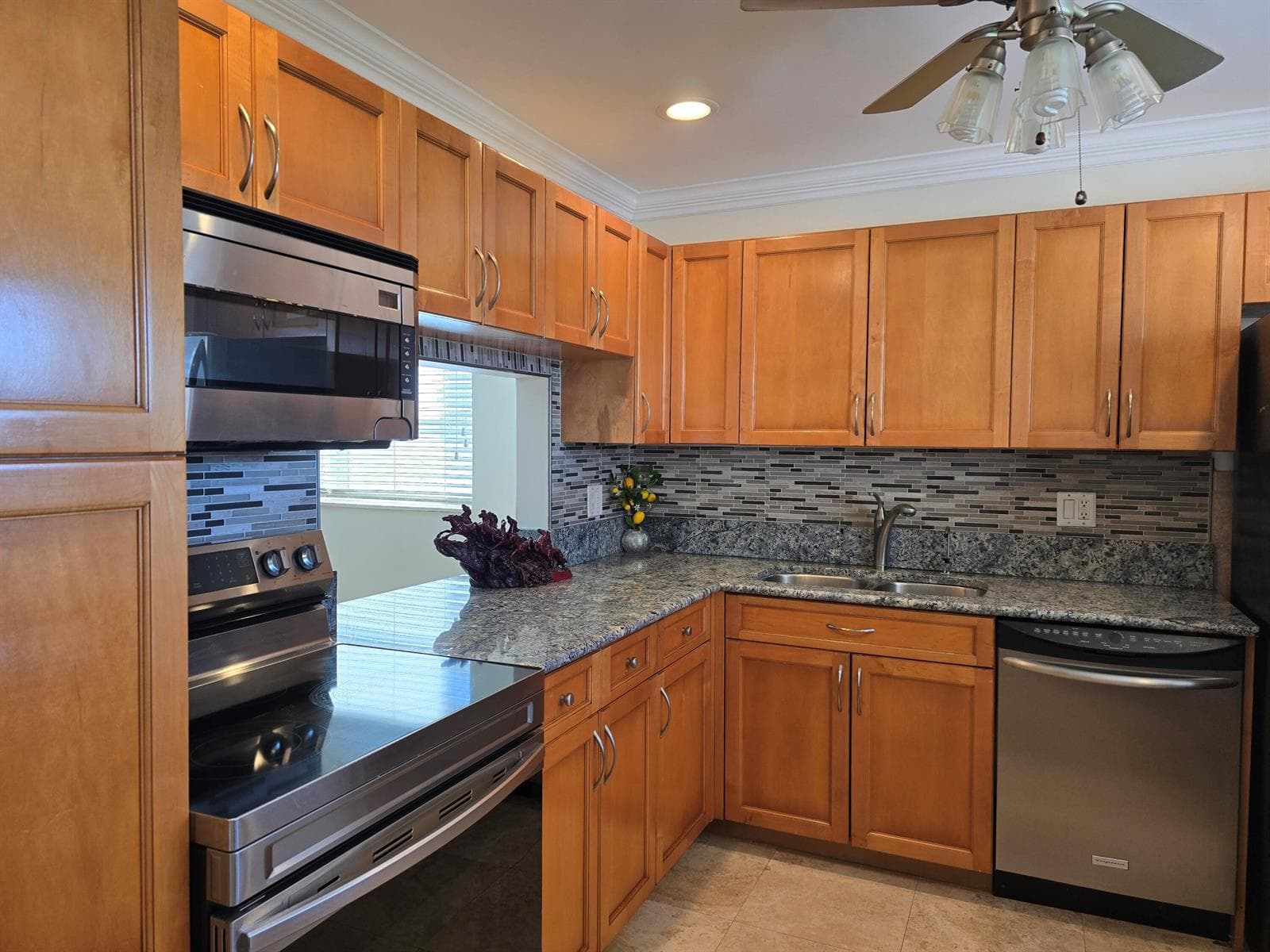 121 Lake Gloria Drive, West Palm Beach, FL 33411 — zdjęcie 5