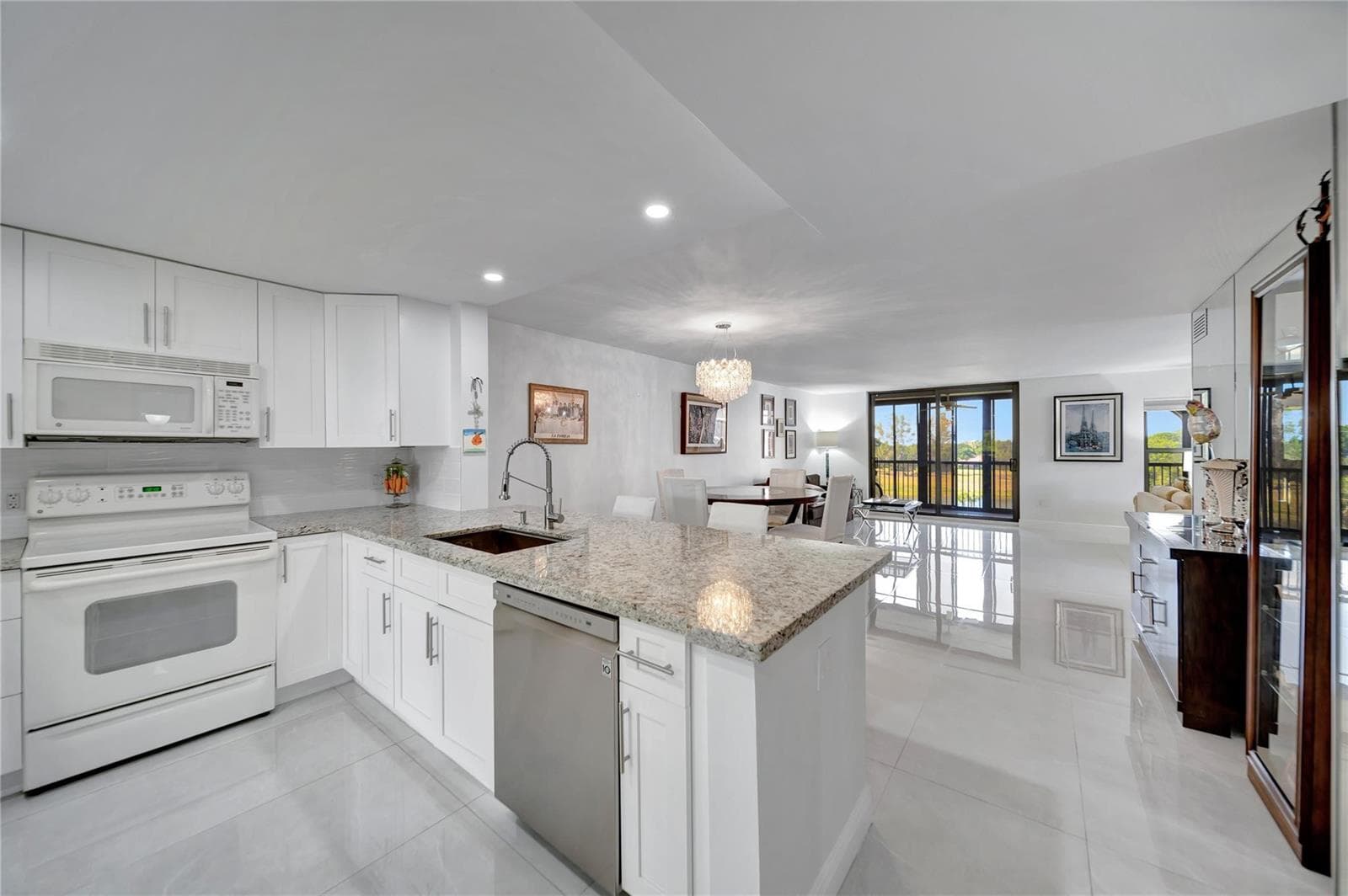 3521 Environ Boulevard # B410, Lauderhill, FL 33319 — zdjęcie 2