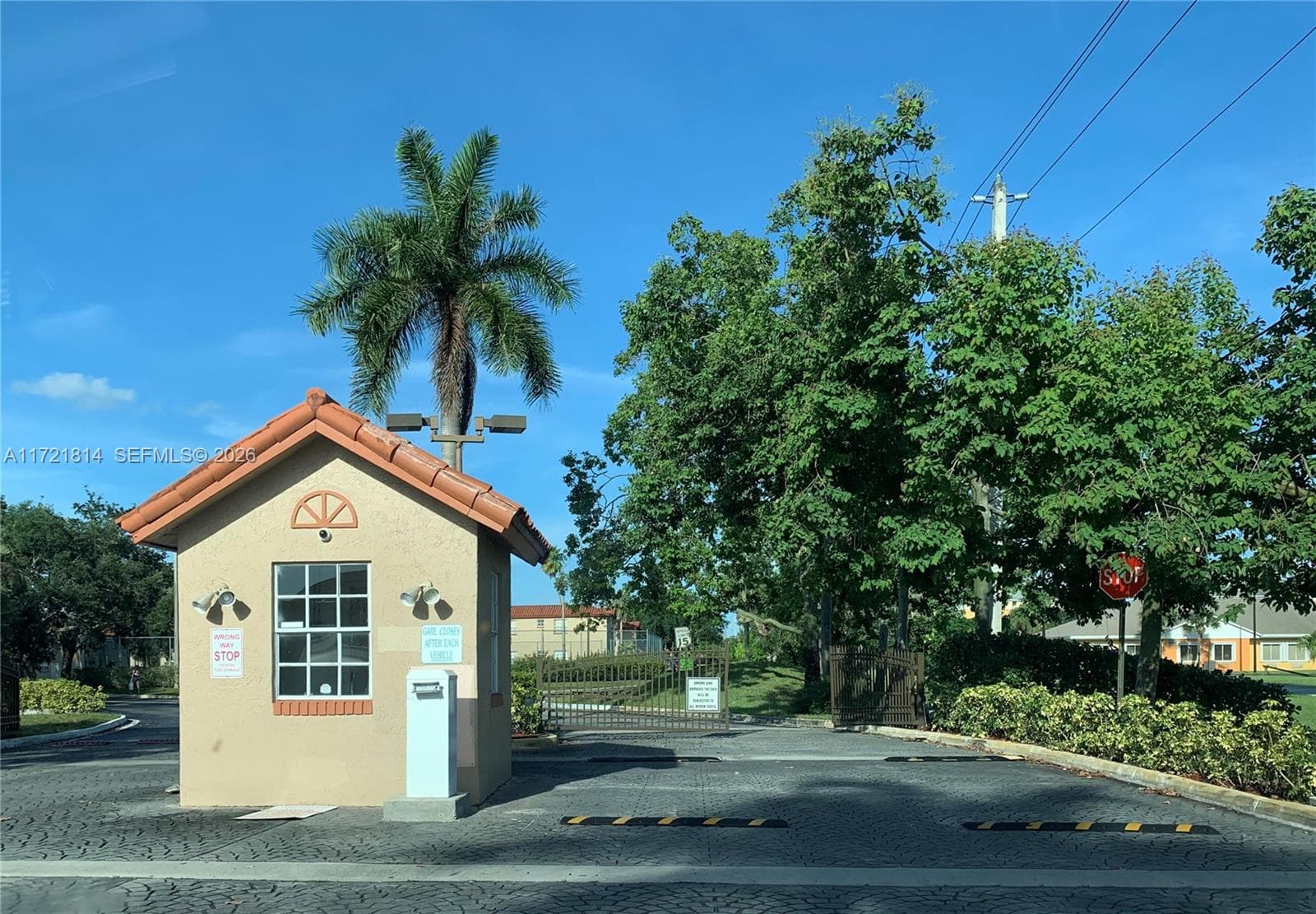 8710 SW 3rd St # 104, Pembroke Pines, FL 33025 — zdjęcie 3