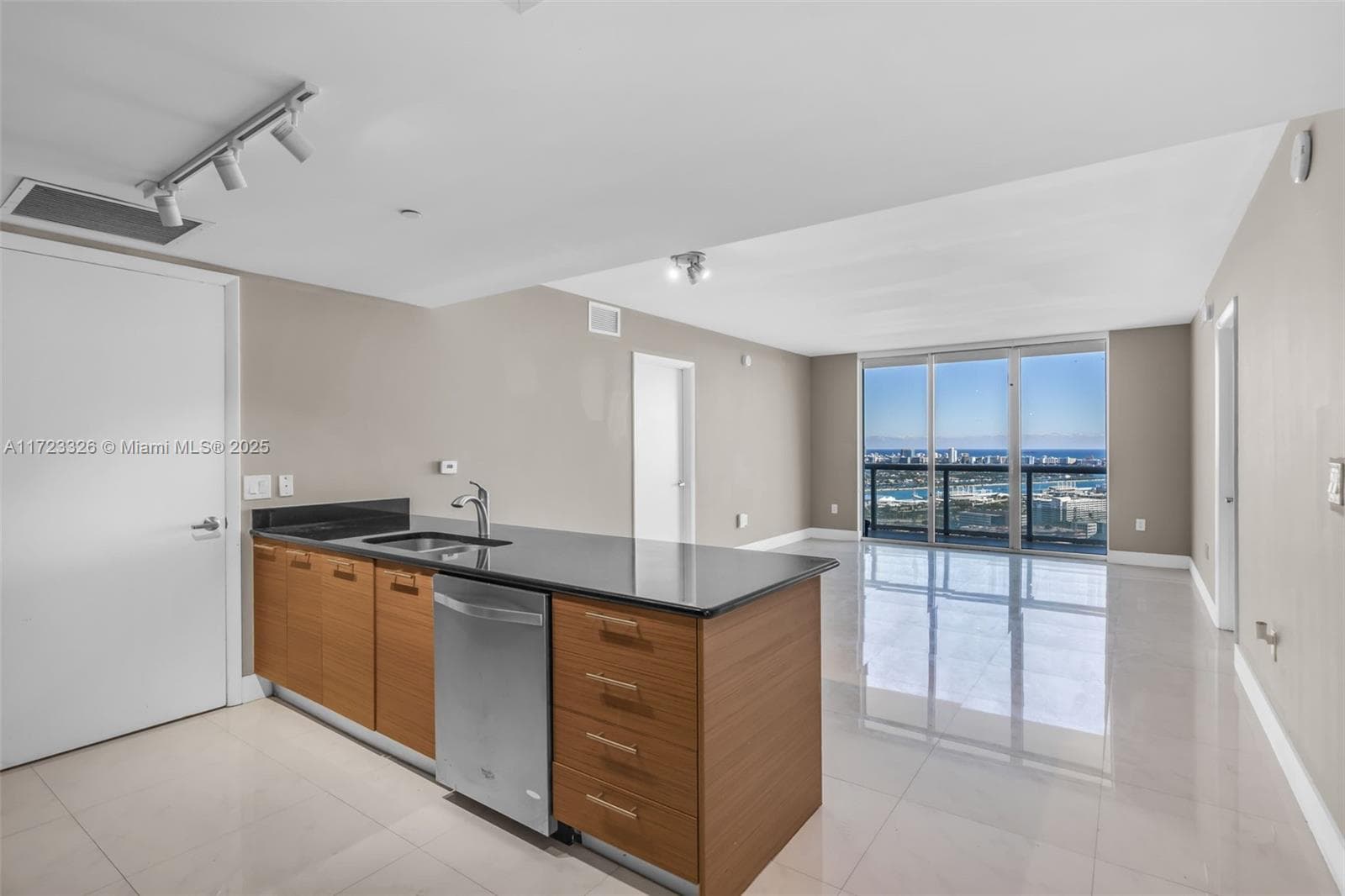50 Biscayne Blvd # 4208, Miami, FL 33132 — zdjęcie 5
