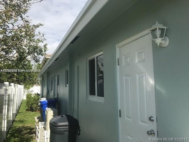 1231 NE 23rd Ave, Pompano Beach, FL 33062 — zdjęcie 3