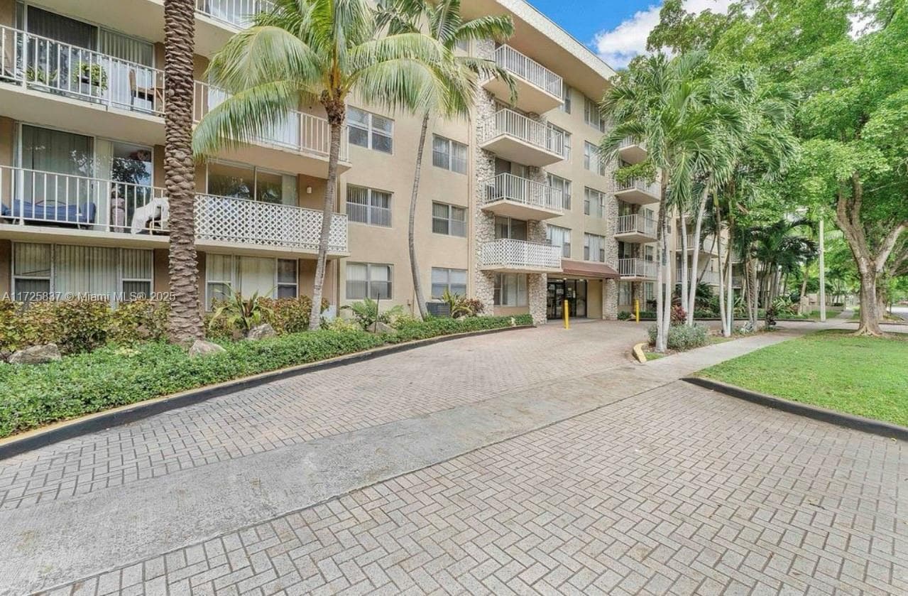 1805 Sans Souci Blvd # 429, North Miami, FL 33181
