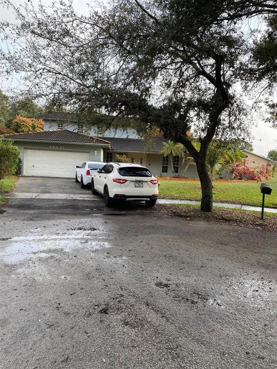 19421 NW 18th Court, Miami Gardens, FL 33056 — zdjęcie 2