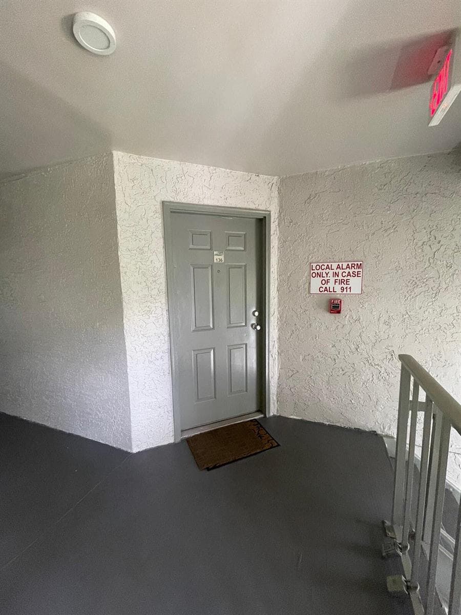 1401 Village Boulevard # 136, West Palm Beach, FL 33409 — zdjęcie 2
