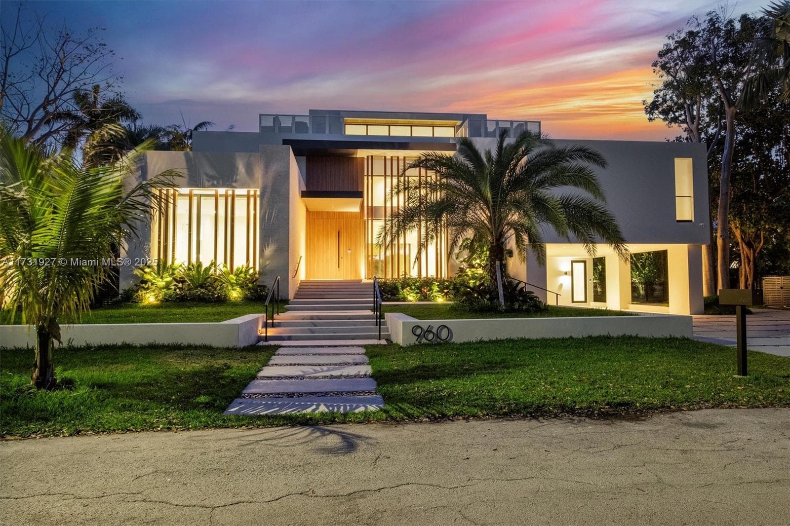 960 Mariner Dr, Key Biscayne, FL 33149 — zdjęcie 2