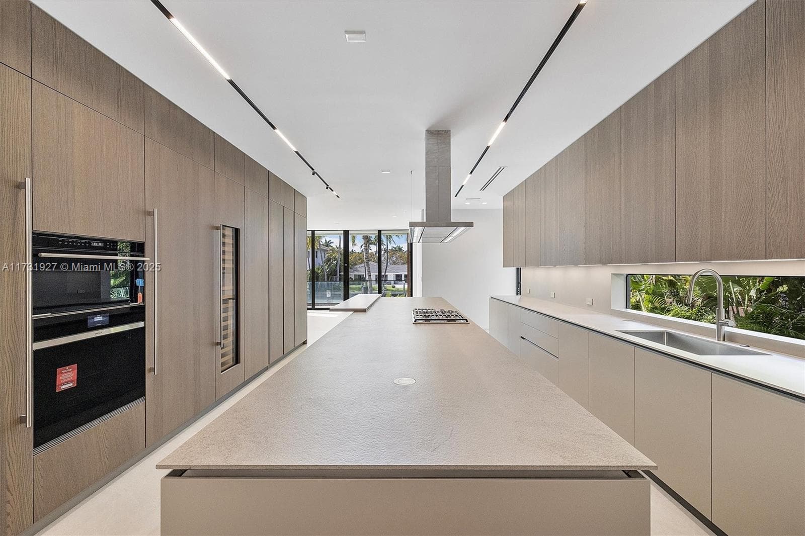 960 Mariner Dr, Key Biscayne, FL 33149 — zdjęcie 3