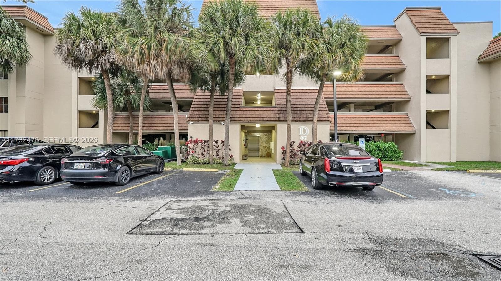 481 Ives Dairy Rd # 105-4, Miami, FL 33179 — zdjęcie 2