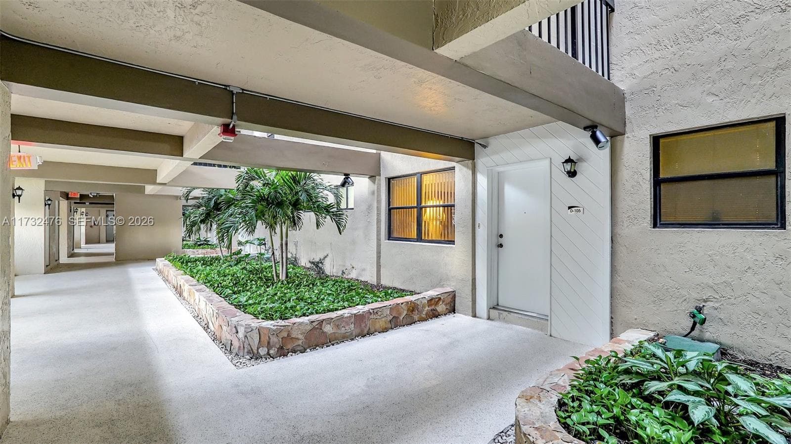 481 Ives Dairy Rd # 105-4, Miami, FL 33179 — zdjęcie 3