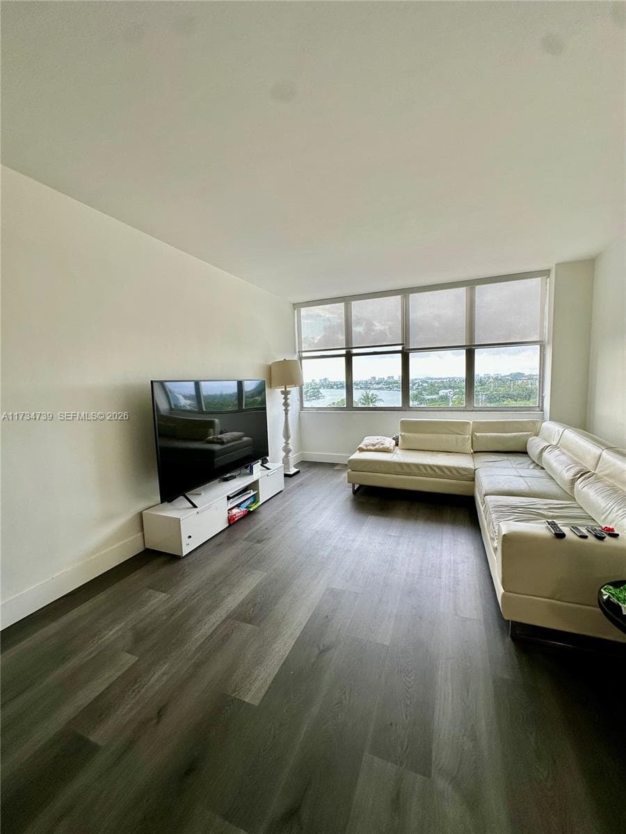 7441 Wayne Ave # 6B, Miami Beach, FL 33141 — zdjęcie 2