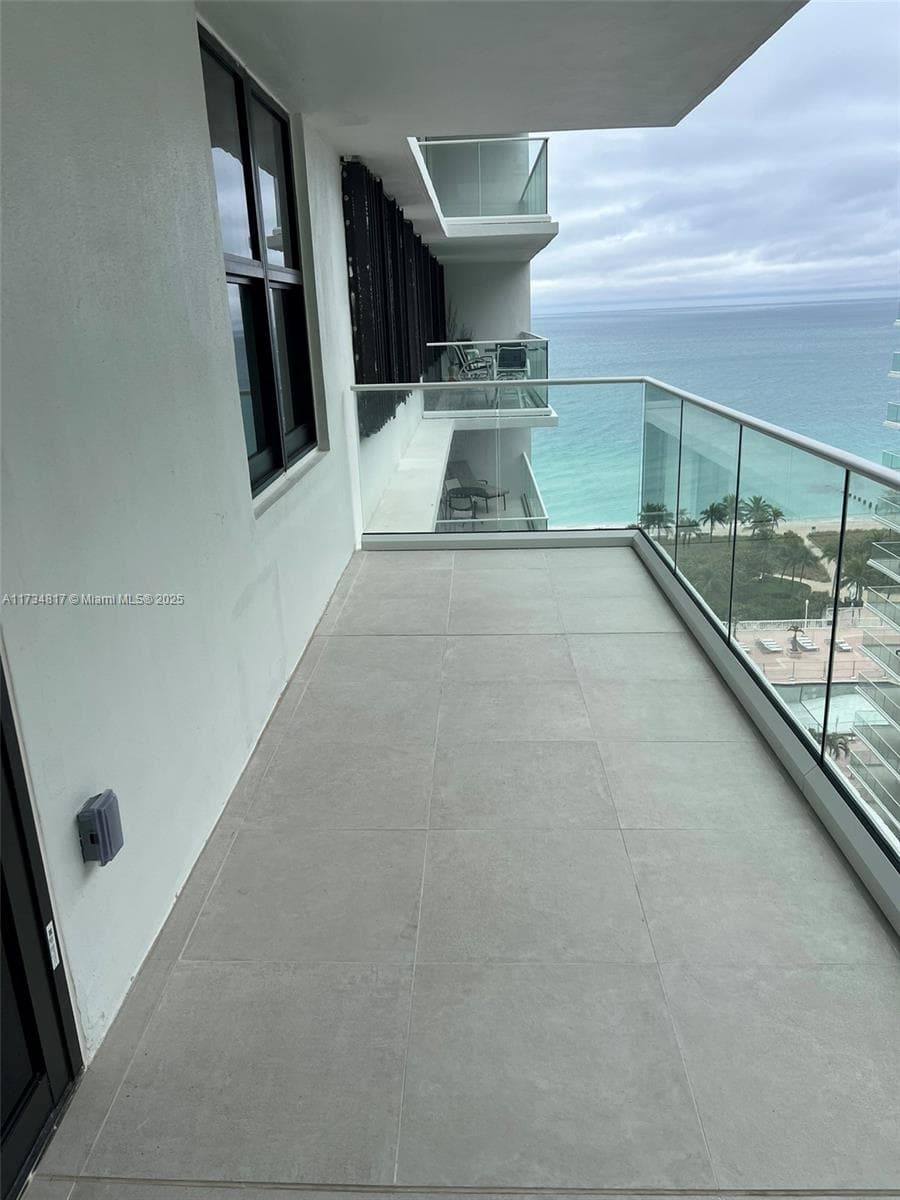9801 Collins Ave # 17J, Bal Harbour, FL 33154 — zdjęcie 3