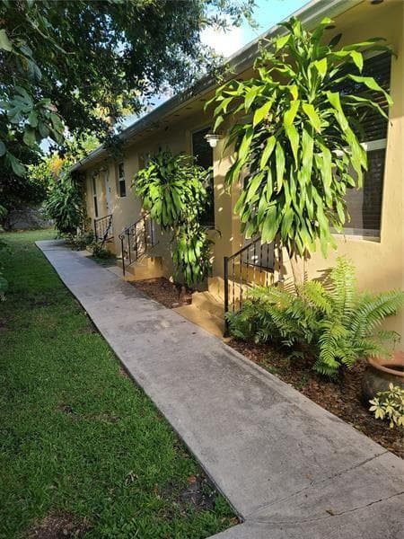 1123 N 17th Avenue, Hollywood, FL 33020 — zdjęcie 2