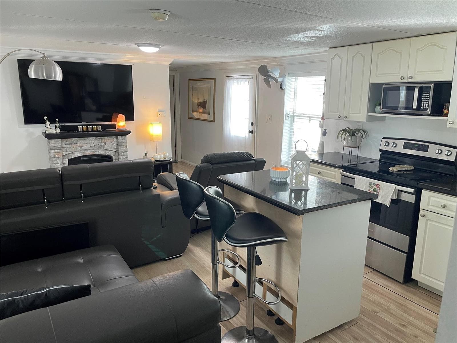 8670 SW 18th Court, Davie, FL 33324 — zdjęcie 3