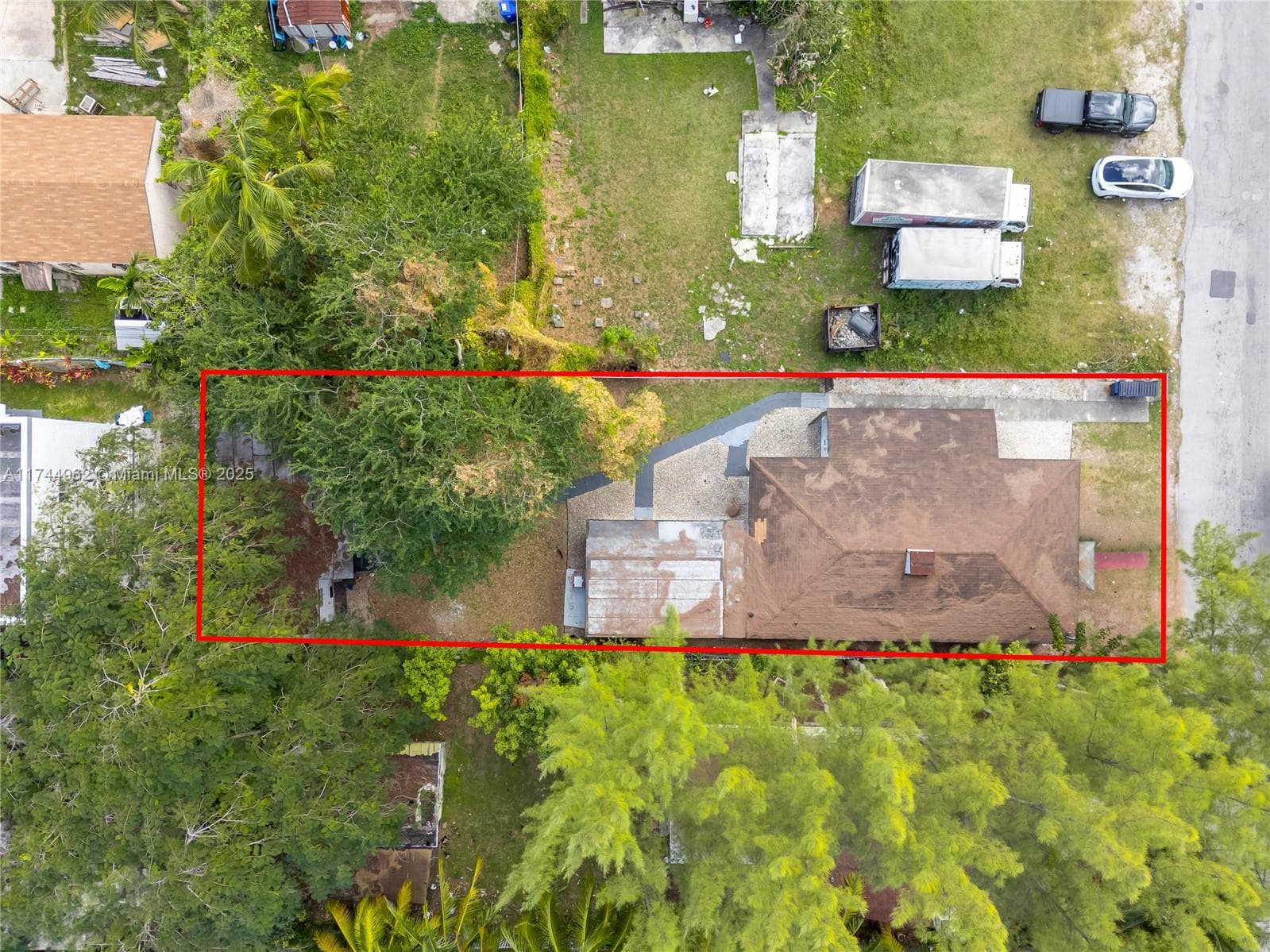 7525 NE Miami Ct, Miami, FL 33138