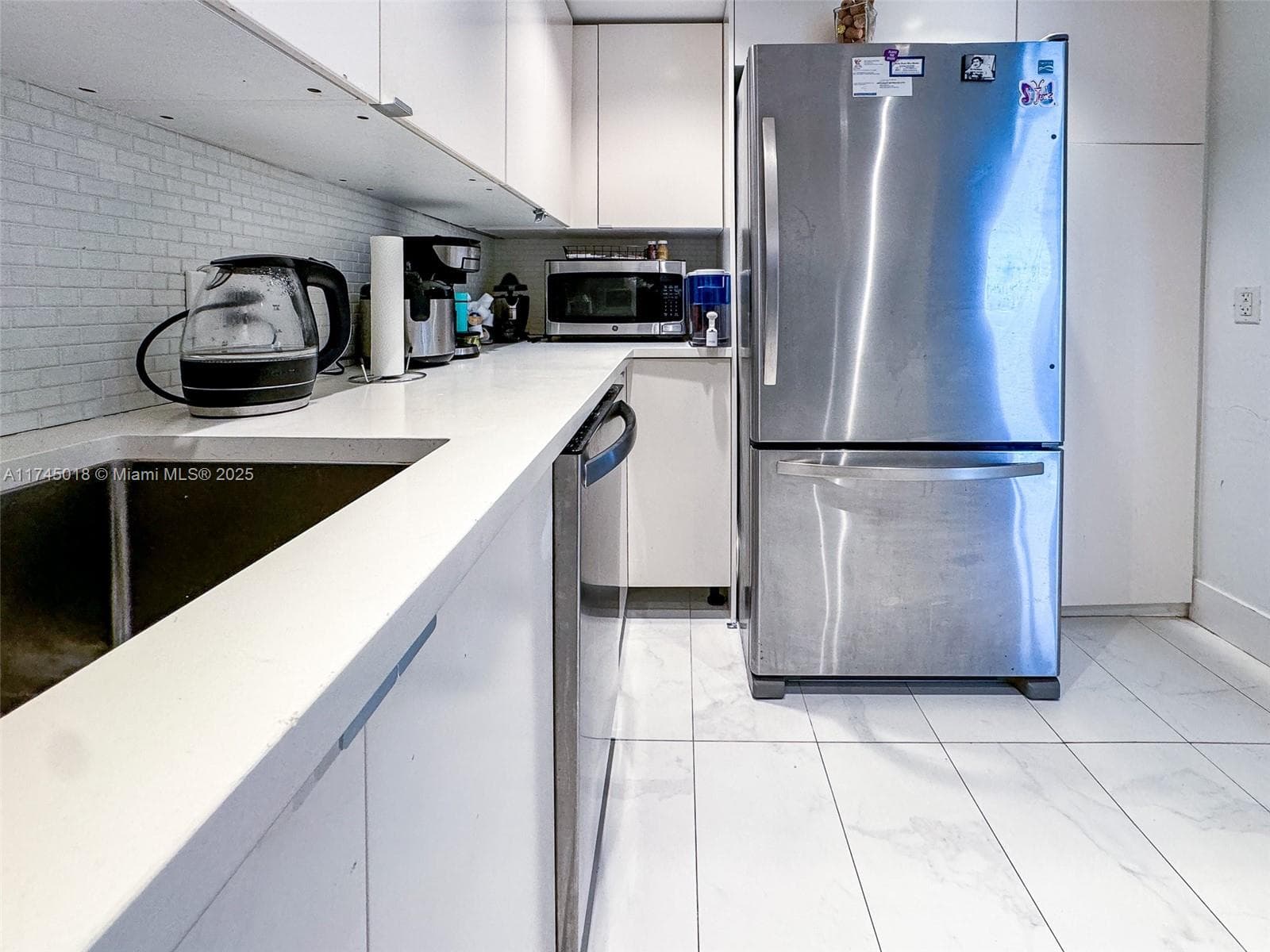 100 Bayview Dr # 721, Sunny Isles Beach, FL 33160 — zdjęcie 5