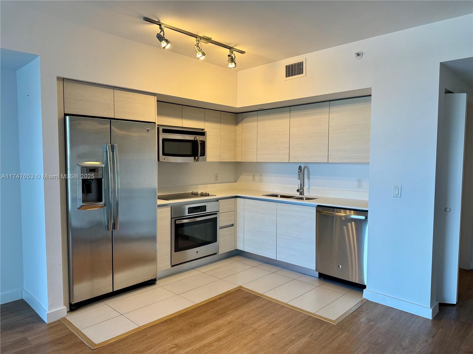 4250 Biscayne Blvd # 1006, Miami, FL 33137 — zdjęcie 4