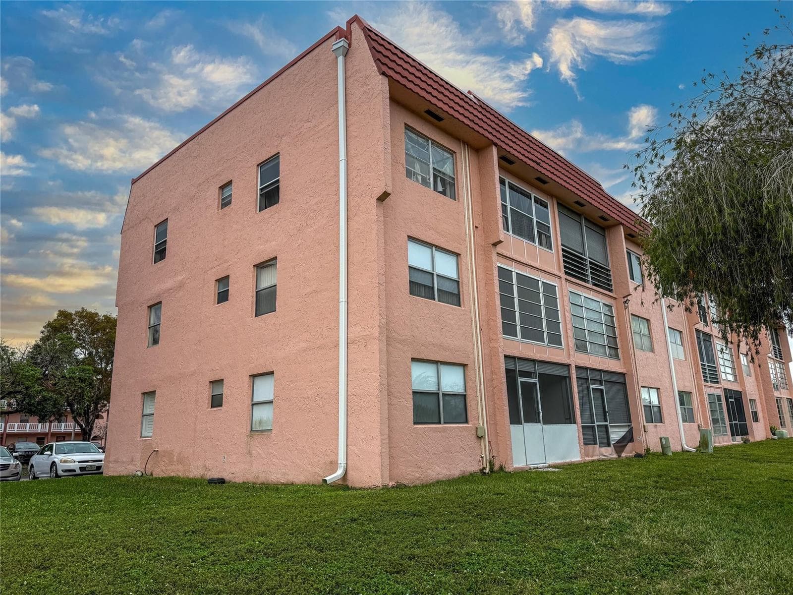 9460 Sunrise Lake Boulevard # 212, Sunrise, FL 33322 — zdjęcie 2