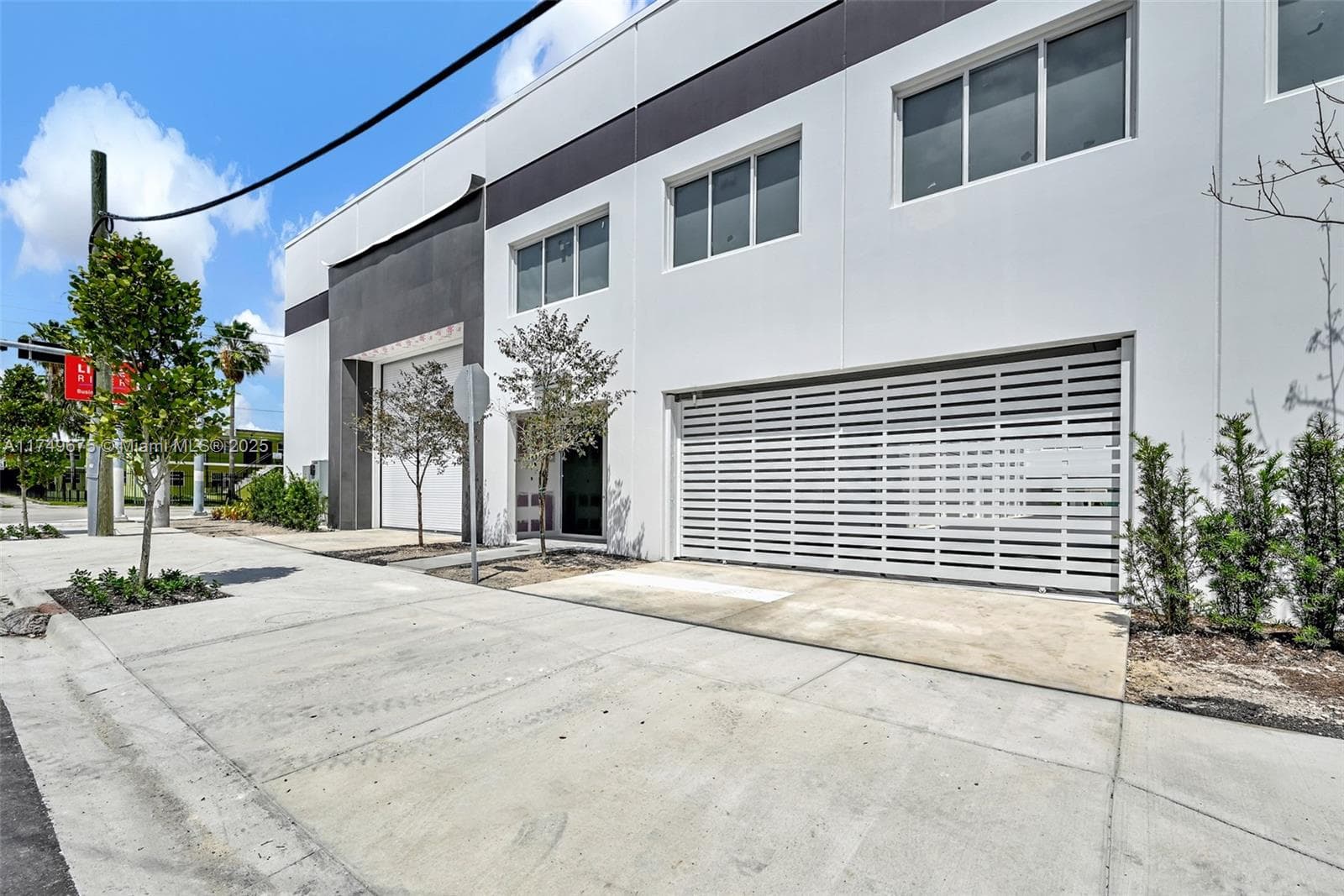 210 NE 68th St # 1, Miami, FL 33138 — zdjęcie 4