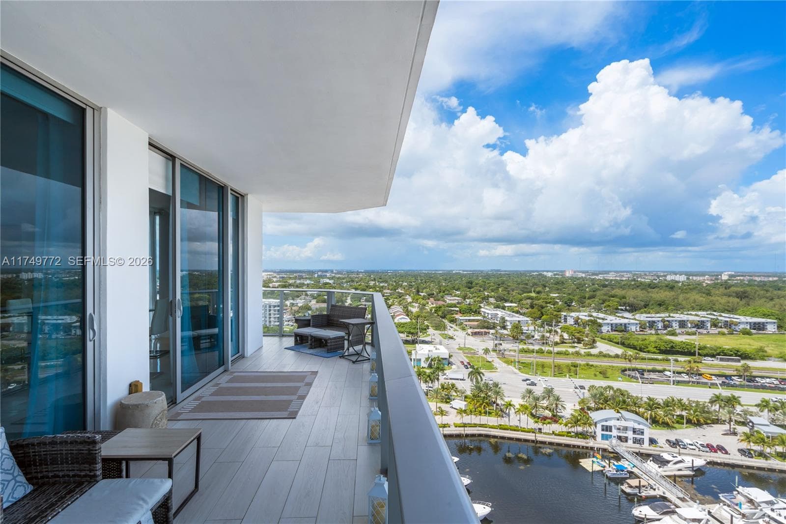 17111 Biscayne Blvd # 2001, North Miami Beach, FL 33160 — zdjęcie 5
