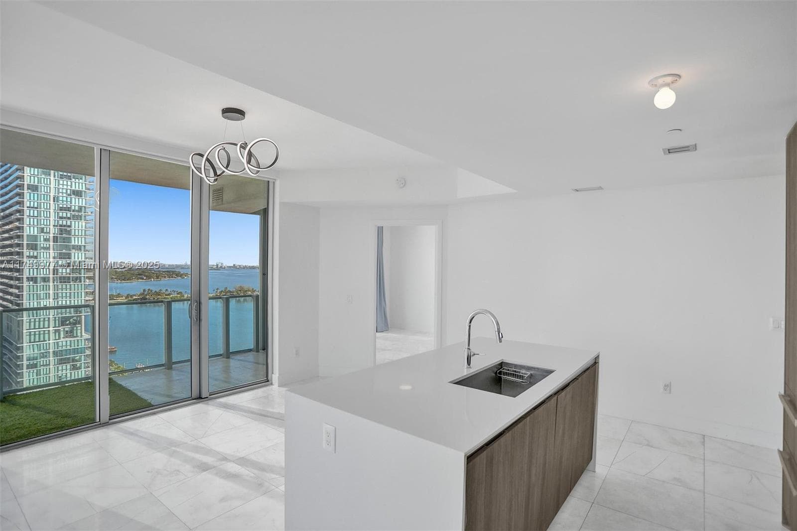 2900 NE 7th Ave # 1601, Miami, FL 33137